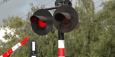 Niebezpieczna sytuacja w Świerczach – sekundy od tragedii!-31674