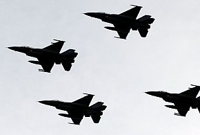 Podczas ćwiczeń przed AirSHOW w Radomiu rozbił się polski samolot F-16-31814