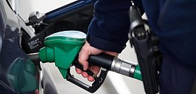 Przed świętami paliwo na stacjach jest tańsze