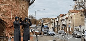 Robią zdjęcia, piszą raporty