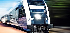 Pociągi do Warszawy coraz bliżej