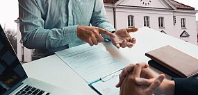 Spotkanie z samorządową śmietanką na ulicy