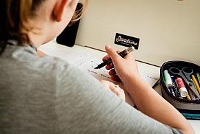 Obowiązkowe prace domowe wrócą do szkół? Polacy mówią jasno-32065