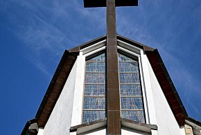 Spada zaufanie społeczeństwa do Kościoła katolickiego-32251