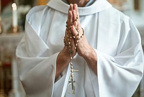 Nowe dane z Kościoła. Coraz mniej młodych wybiera drogę kapłaństwa?-32657