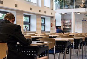 Zmiany w przepisach o wynagrodzeniach. Zapłacą za gotowość do pracy-33441