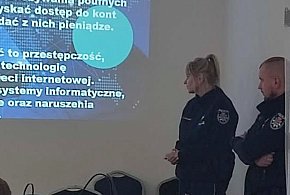 Pułtuscy policjanci spotkali się z seniorami-33440
