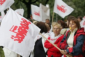 Oświatowa „S” oflaguje szkoły i przedszkola protestując-33616