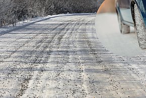 Gołoledź paraliżuje zachód Polski. Oblodzenia też w Pułtusku