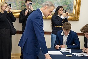 Osoba ministerialna spotkała się z młodzieżą LO Skargi