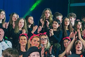 Pułtusk jak Rio! Uczniowie PSP 4 rozgrzali scenę do czerwoności