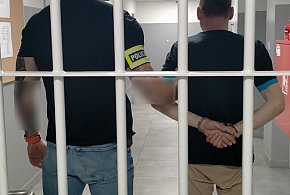 Demolka i kradzieże w Pułtusku! Sprawca wpadł przez jeden błąd