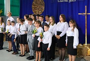 „Zatrzymaj się pod Krzyżem”– poruszające Misterium Paschalne