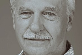 Zmarł Andrzej Olechowski, były szef MSZ, współzałożyciel PO