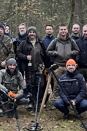 Wyszli na pola i... znaleźli kosmiczne skarby!-1911