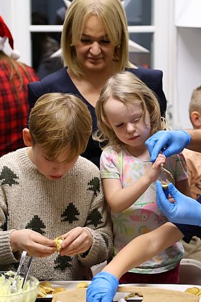 MCKiS zorganizowało „Mikołajkową Fabrykę Orzeszków”-1938