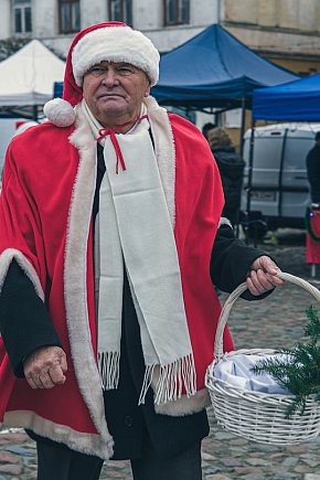 Święta w sercu miasta. Zobacz Wigilęi w Pułtusku-1947
