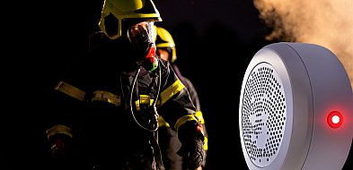 Strażacy rozdają sprzęt ratujący życie!-34023