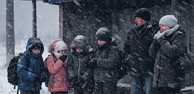 Mróz uderza w szkoły. Czy powiat pułtuski odwoła lekcje?