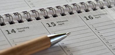MEN ogłosiło kalendarz roku szkolnego 2026/2027. Kiedy ferie?