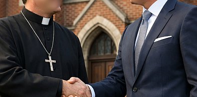 Ksiądz i biznesmeni z zarzutami oszustwa; fikcyjne darowizny