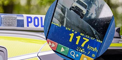 Drogowa brawura w powiecie pułtuskim. Tak szybko jeszcze tu nie jechali