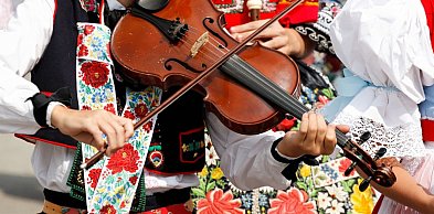 Nawet 20 tys. zł dla KGW i OSP. Ruszył nabór w programie Folk(od)nowa