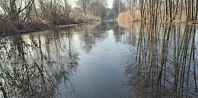 Alarm tuż za granicą powiatu pułtuskiego. Woda wciąż rośnie