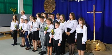 „Zatrzymaj się pod Krzyżem”– poruszające Misterium Paschalne