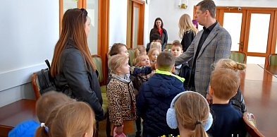 Niecodzienna zamiana ról – dzieci w roli zastępcy burmistrza