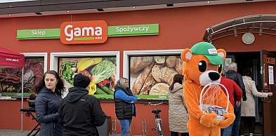 Nowy sklep Społem otwarty w Psarach. Było poświęcenie i grill