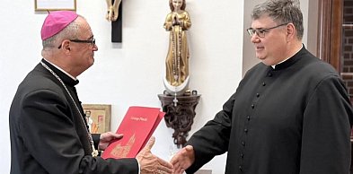 Na emeryturę odchodzi popularny proboszcz
