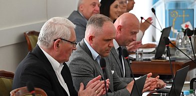 Burmistrz Beata Jóźwiak z wotum zaufania i absolutorium za 2025 rok