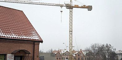 Ogromny żuraw w Pułtusku. Sprawdź, co powstaje za Prokuraturą!-33927