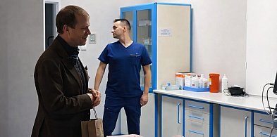 Pułtuska porodówka świętuje! Prof. Gajda odwiedził mamę-34602