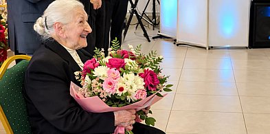 100 lat życia, piękna rodzina i pasja do robótek ręcznych