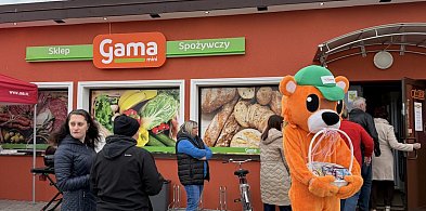 Nowy sklep Społem otwarty w Psarach. Było poświęcenie i grill