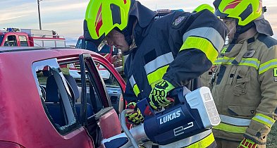 Strażacy przecinali auta jak masło! Pokaz narzędzi Lukas w OSP Drwały-33710