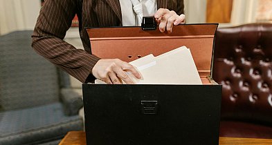 Jak zorganizować przechowywanie dokumentów w firmie