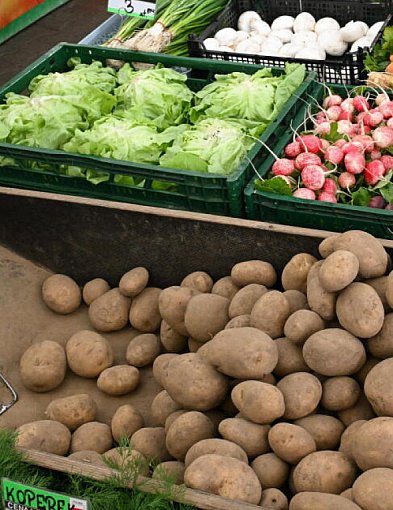 Przed świętami sałatka warzywna tańsza niż rok temu!-34712