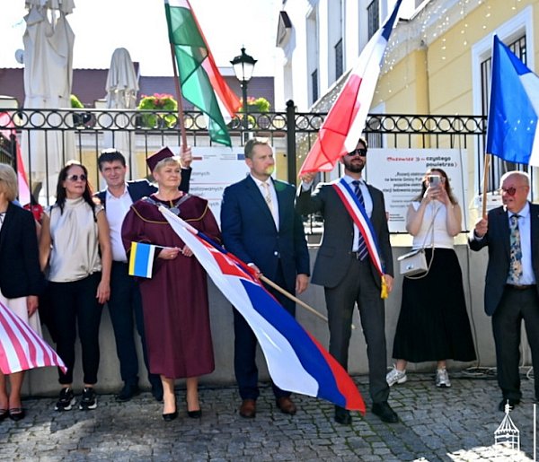 Kajakarze uczcili pamięć Grzegorza Śniadowskiego-32443