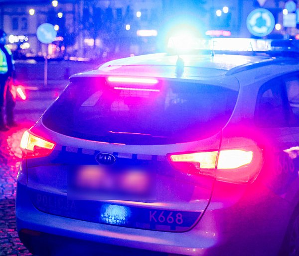 Blisko promil i jazda pod prąd – dramatyczna noc w Pułtusku-32767