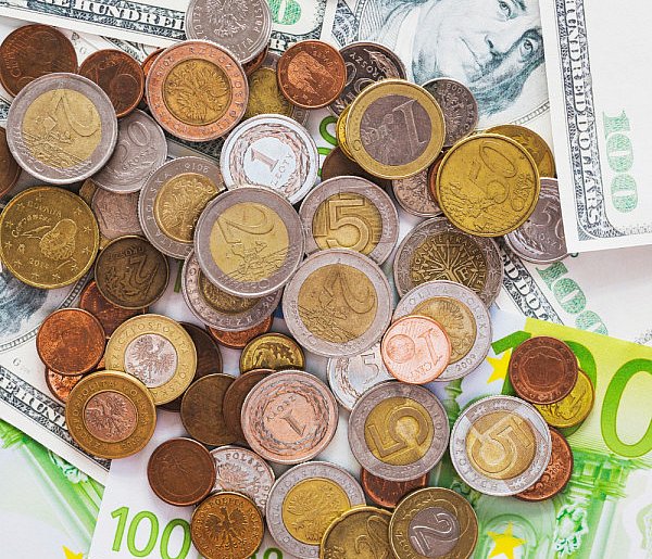 Koniec znanego kantoru internetowego. Co z poszkodowanymi po upadłości?-33245