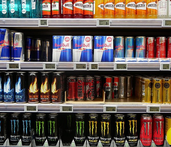 Popularne napoje pójdą ostro w górę. Rząd szykuje podwyżkę VAT-34217