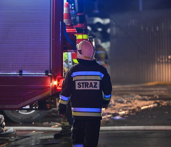 W nocy w serii tragicznych pożarów życie straciły cztery osoby-34412