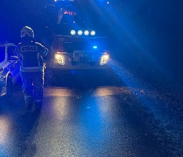 Śmiertelne potrącenie w Zatorach. Dramat po zmroku-34777