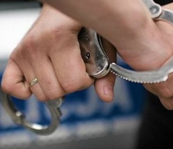 Domowa awantura w Pułtusku zakończona atakiem na policję