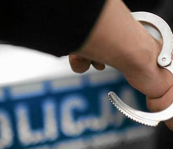 Najpierw awantura, potem demolka radiowozu. Co zrobił 29-latek