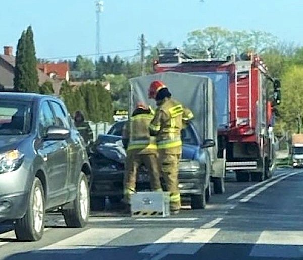 Groźny wypadek i pożar domu! Co działo się w Pułtusku?
