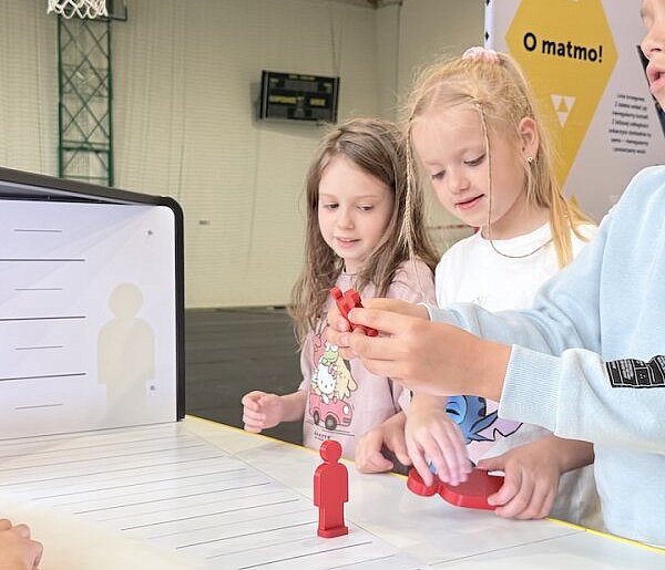 Centrum Nauki Kopernik z edukacją w Obrytem